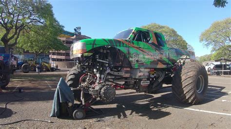 Monster Trucks At Aloha Stadium Honolulu Monster X Tour Hawaii Youtube