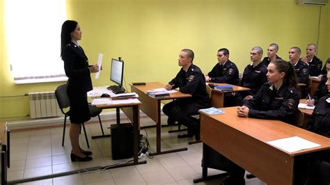 Курсанты Донецкого филиала Волгоградской академии МВД России проходят ...