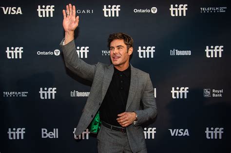 ¡qué Le Pasó Zac Efron Explica Por Qué Su Cara Luce Irreconocible