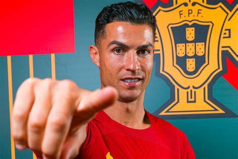 Cristiano Ronaldo Prepara Se Para Ser O Jogador Mais Bem Pago De Todos