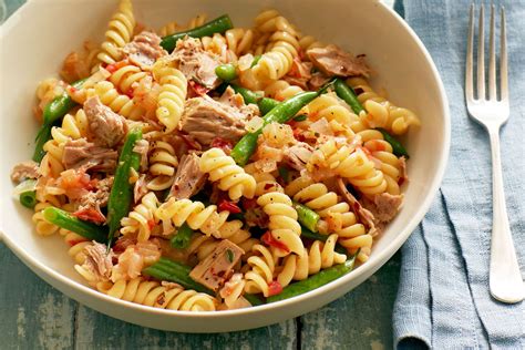 Curtis Stone Tuna Fusilli With Tomatoes Green Beans Is A Delicious