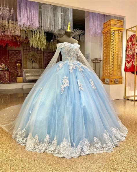 Pin By Ap On Quince Era Dress Ideas Quinceanera Dresses Blue