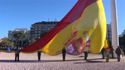 La Bandera Española Cumple 175 Años ¿cuál Es Su Historia