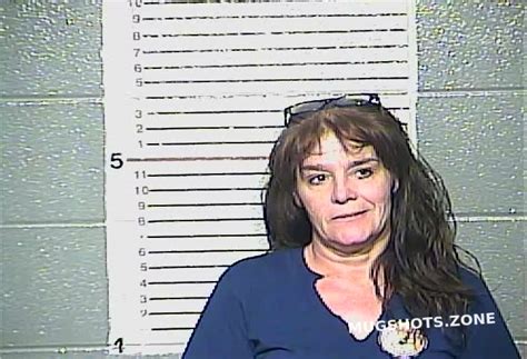 METTS DINA MICHELLE 04 25 2022 Franklin County Mugshots Zone