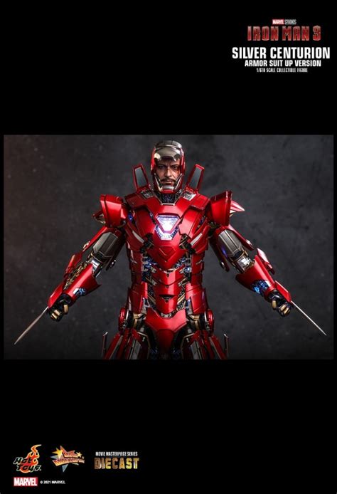 Silver Centurion Aus Dem Marvel Blockbuster Iron Man Von Hot Toys