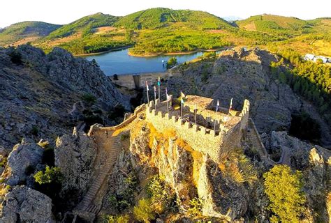 12 fantásticos castelos para descobrir no Centro de Portugal VortexMag