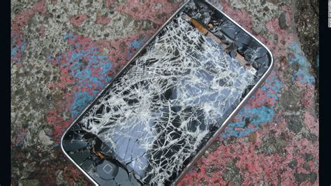Self-healing plastic promises unbreakable phones - CNN