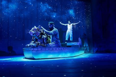 Life Of Pi Leeds Grand Theatre North West End Uk