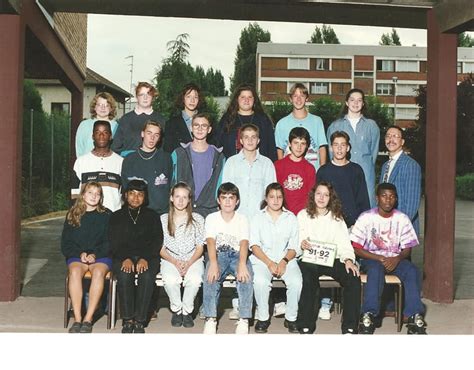 Photo de classe 3eme8 de 1992 Collège Aristide Briand Copains d avant