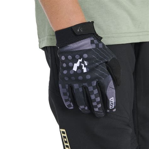 Buy Mtb Gloves Scrub Youth Online Mtb Gloves Ion Shop