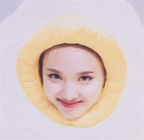 Nayeon Twice Caras De Memes Imagenes Para Memes Caras Graciosas