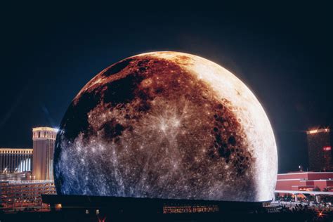 Photos Sphere In Las Vegas Illuminates Entire Exterior For The First Time