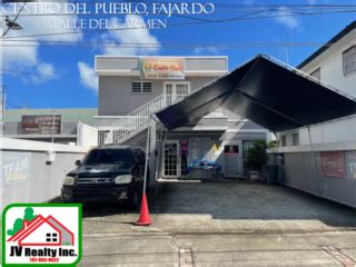 Bienes Raices En Fajardo Puerto Rico COMERCIAL 2 LOCALES CALLE DEL