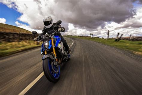 Holiday Rental Guides Suzuki GSX S The Beauty Of Naked Aggression