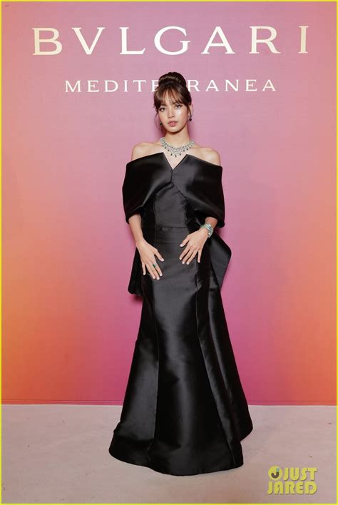 Zendaya Anne Hathaway Priyanka Chopra Stun At Bulgari S High Jewelry