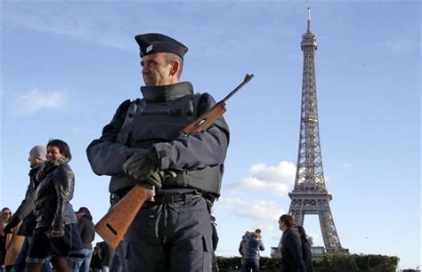 PARÍS Cuatro detenidos en Montpellier por preparar un atentado suicida