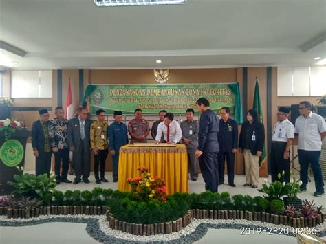 Kakanwil Dan Kadivpas Sultra Sebagai Saksi Dalam Pencangan Zona