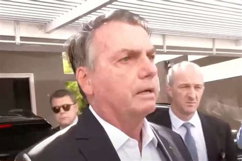 Bolsonaro Nega Ter Tomado Vacina Contra A Covid 19 E Se Diz Surpreso