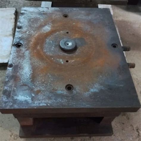 Cold Runner Plastic Injection Clip Die Mould At Rs 70000 In Morbi Id