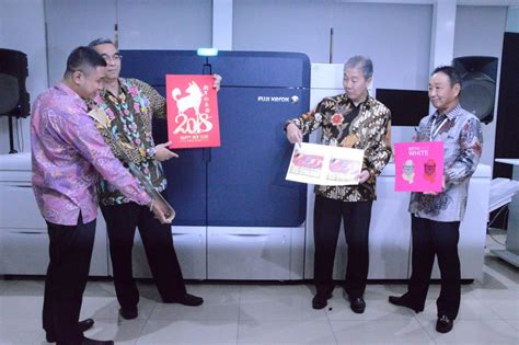 Astragraphia Pasarkan Printer Fuji Xerox High End Warna Untuk Bisnis