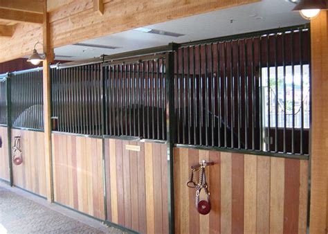 Horse Riding Club Prefab Horse Stalls , Powder Coated Metal Horse Stalls