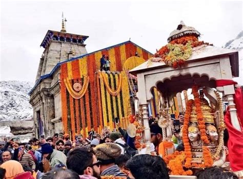 Kedarnath Dham श्रद्धालुओं के लिए खुले केदारनाथ धाम के कपाट दर्शन के लिए उमड़ी भीड़