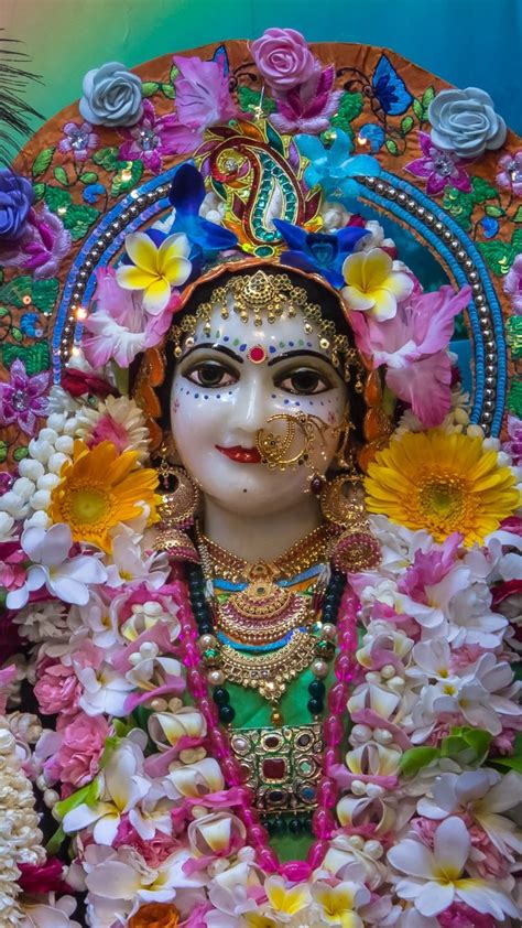 Pin By Dhivyesh Sogiharan On Radha Rani Krishna Lila Happy