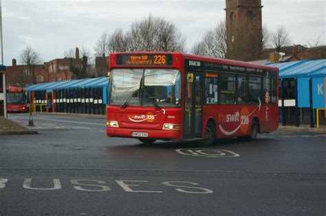 Diamond Bus Dennis Dart Slf Kw Cxg With Plaxto Flickr