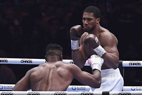 Anthony Joshua Knocks Out Mma Star Francis Ngannou In The 2nd Round Of