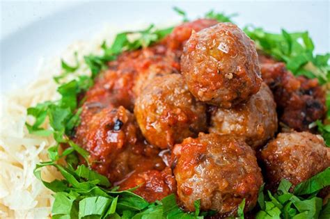 Фрикадельки из фарша для варки супа - классический рецепт