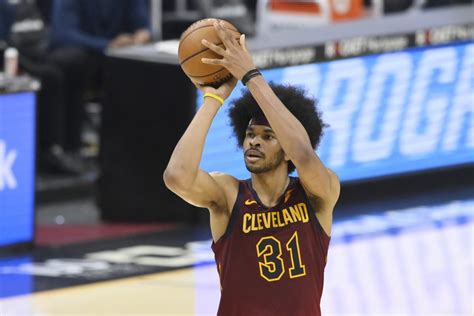 Report Jarrett Allen Misses Nd Day Of Cavs Training Camp Due To