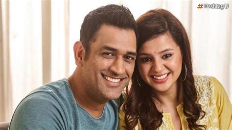 Ms Dhoni May Venture Into Acting Prefers Action Films Confirms Wife Sakshi Dhoni Hashtagu