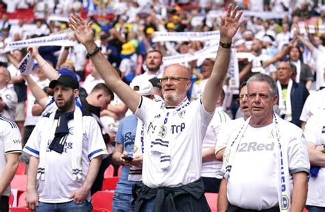 31 More Brilliant Photos Of Leeds Uniteds Fans Supporting Whites At Wembley Play Off Final