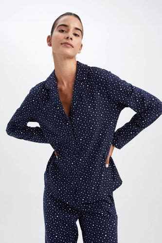 Lacivert Kadın Fall in Love Yılbaşı Temalı Pijama Yaka Uzun Kollu