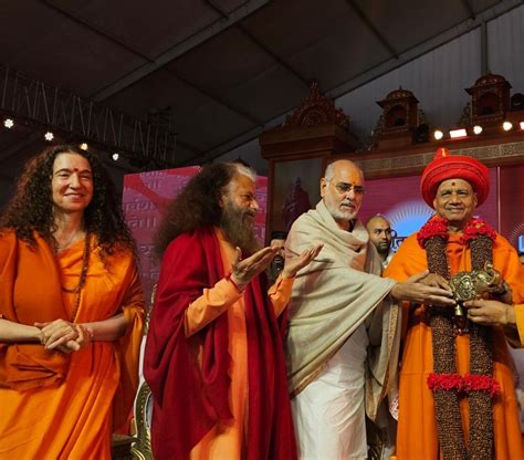 Pujya Swamiji And Sadhviji Grace Gita Bhakti Amrit Mahotsav In Pune H