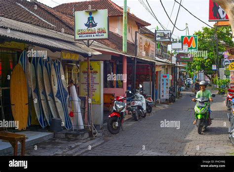 Kuta Street Shopping Bali Island Stock Photo Alamy