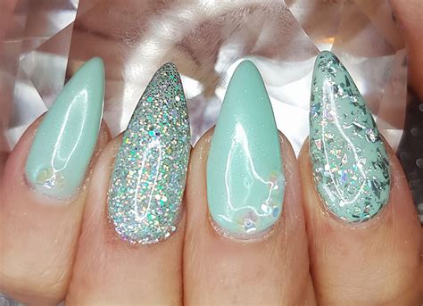 Mint Green Acrylic Sculpted Nails With Glitter And Gems Mint Green Nails Green Nail Art Mint