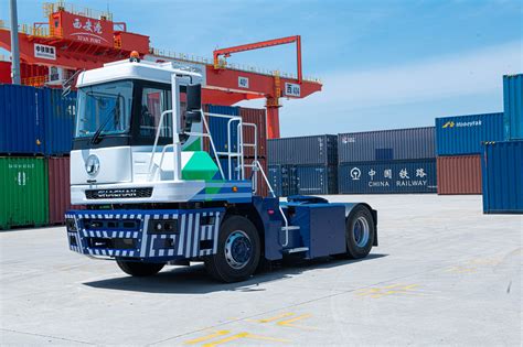 Shacman Pure Electric Terminal Tractor