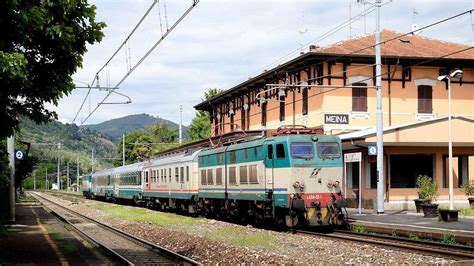 E Stata Identificata La Donna Travolta Da Un Treno A Meina La Stampa