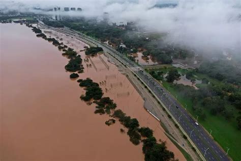 Nível do Guaíba sobe 23 centímetros e prefeito alerta para inundações