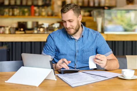 Consejos prácticos para iniciar un negocio pagar impuestos