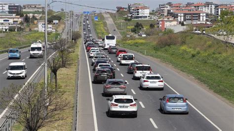 Bayram tatili sona eriyor Tekirdağ İstanbul yolunda trafik yoğunluğu