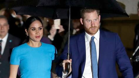 Meghan Markle Alami Keguguran Hati Pangeran Harry Hancur