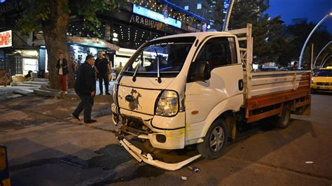 Ankara da kamyonet 11 araca çarptı Son Dakika Haberleri