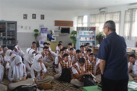 Sambut Siswa Baru Kelas X Sma Bina Insani Bogor Adakan Foundation Program