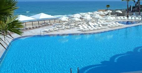 Crowne Plaza Tel Aviv Beach, an IHG Hotel: 2022 Pictures, Reviews ...