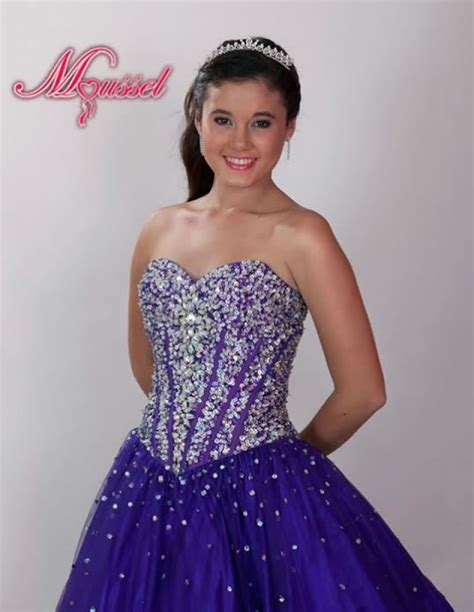 Vestido De Quince Años Estilo Princesa Y Strapless Boutique Moussel