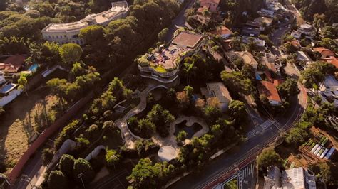 Casa Assinada Por Ruy Ohtake Est Venda Por R Milh Es