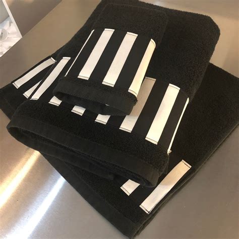 Black Striped Bath towel black and white striped black towels | Etsy