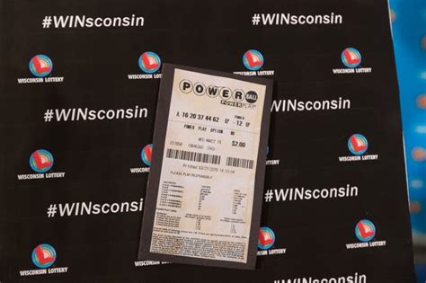 Powerball Winner Manuel Franco Of West Allis Won The 768 4 Million